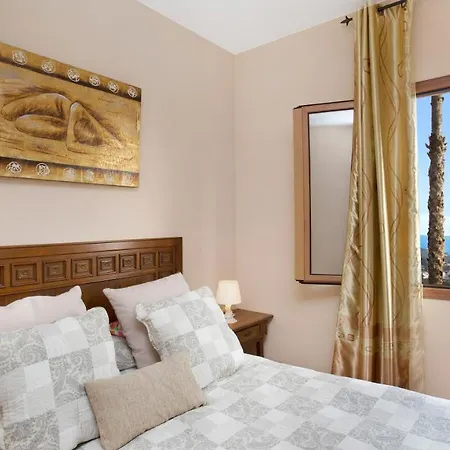 Villa Sleeps 10 Lloret de Mar